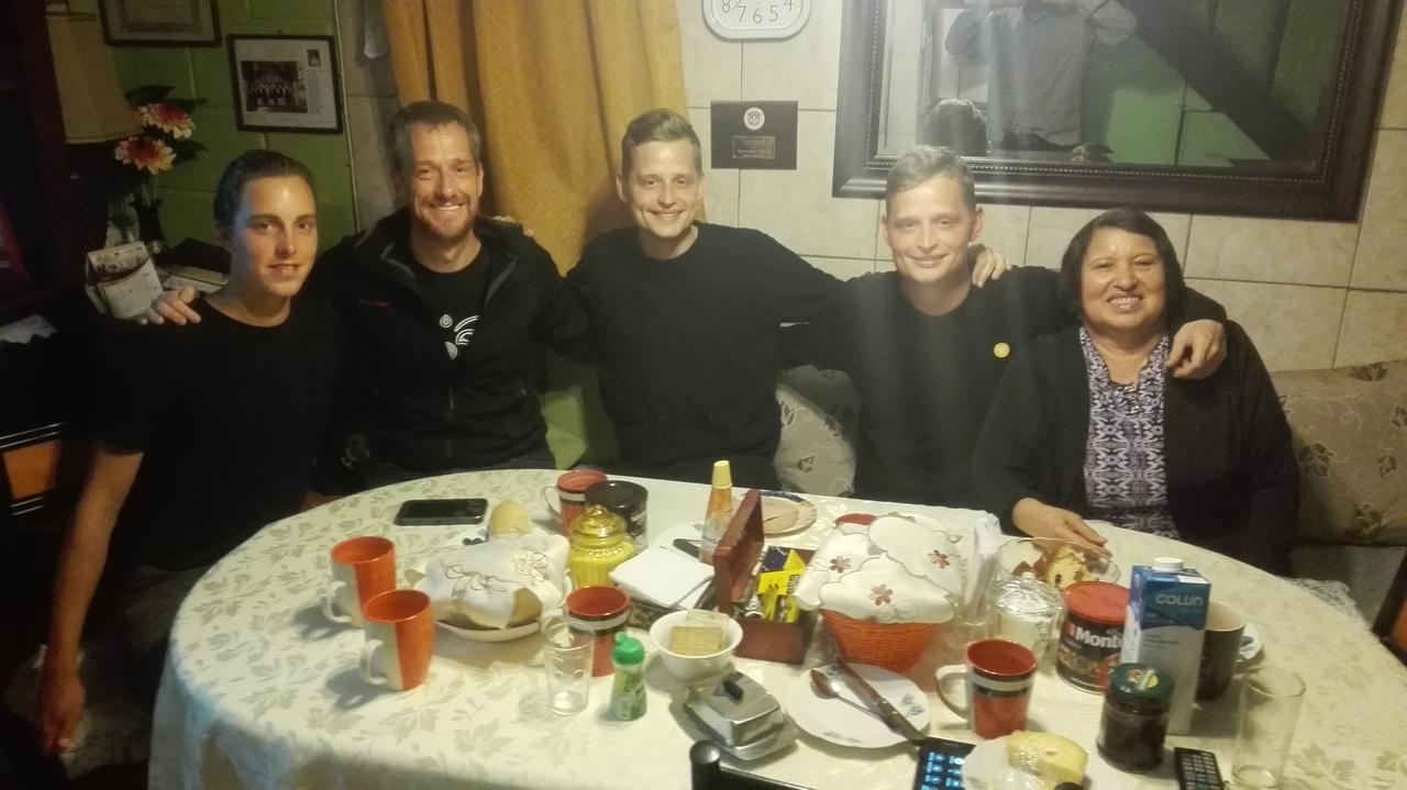 Hospedaje Maria Elena Койхайке Екстериор снимка